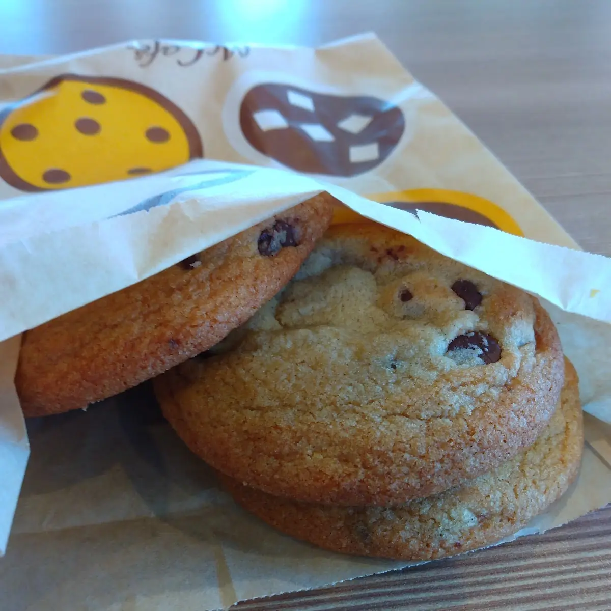 Chocolate Chip Cookie