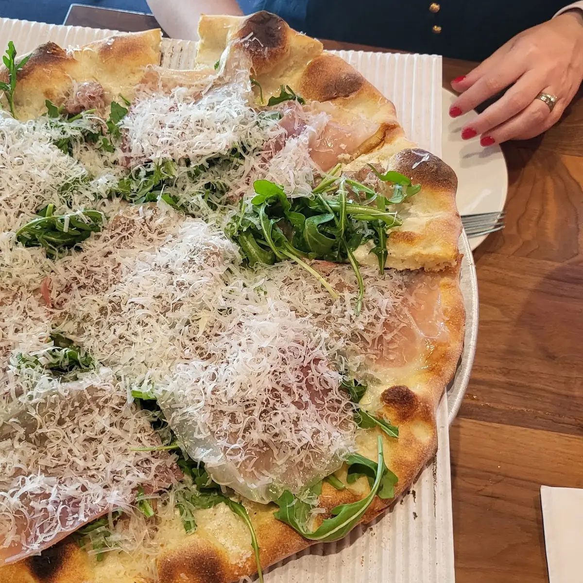 Arugula and Mushrooms Pizza
