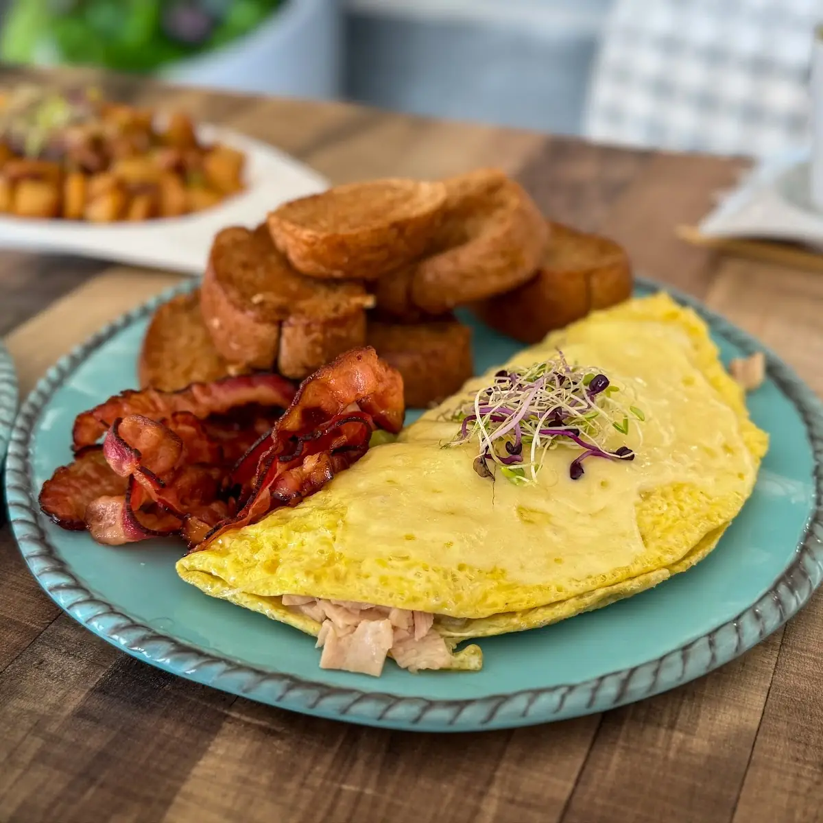 La Carnívora Omelette