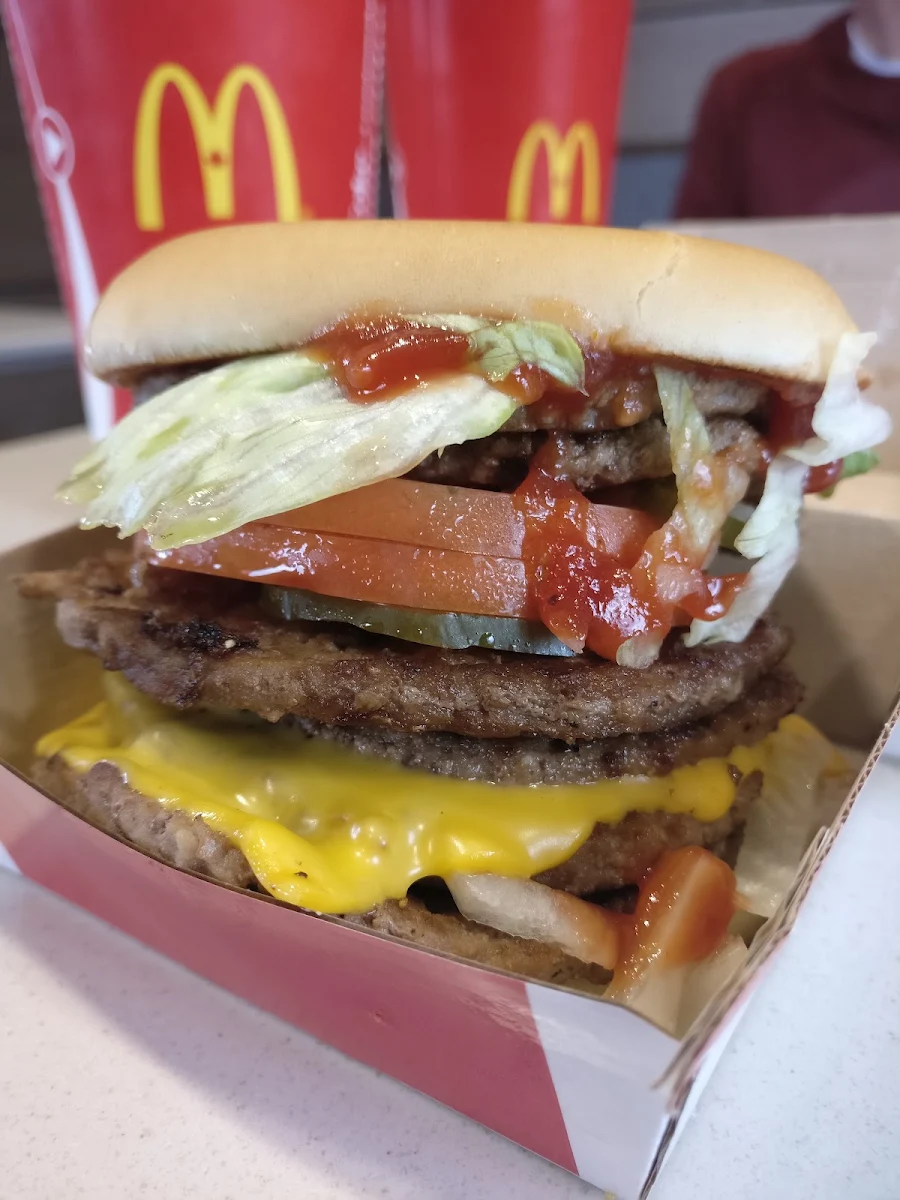 Mcsextuplet
