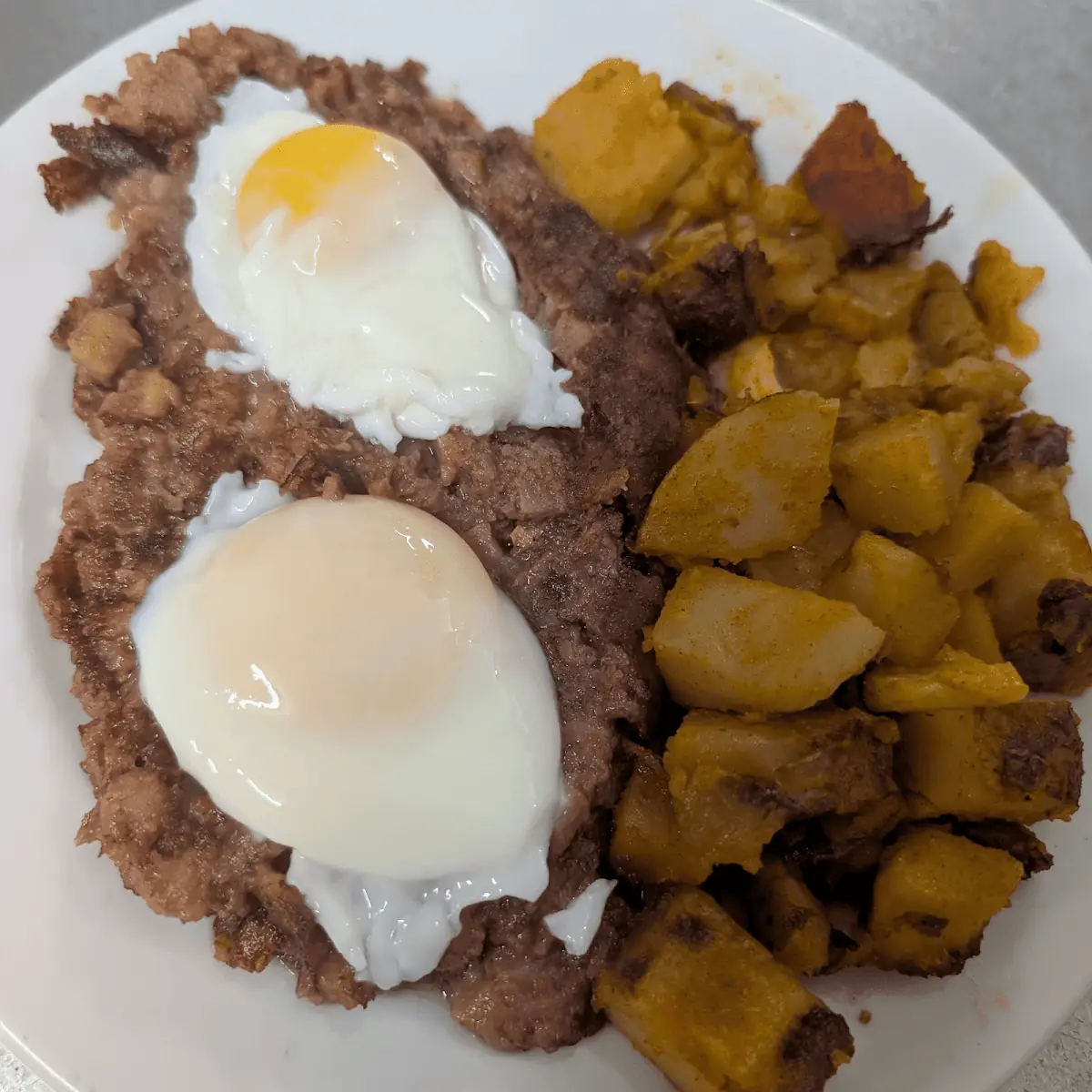 Corned Beef Hash & Eggs