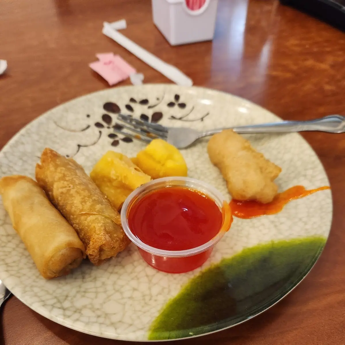 Egg Rolls Spring Rolls Sweet Sour Chicken Crab Rangoon