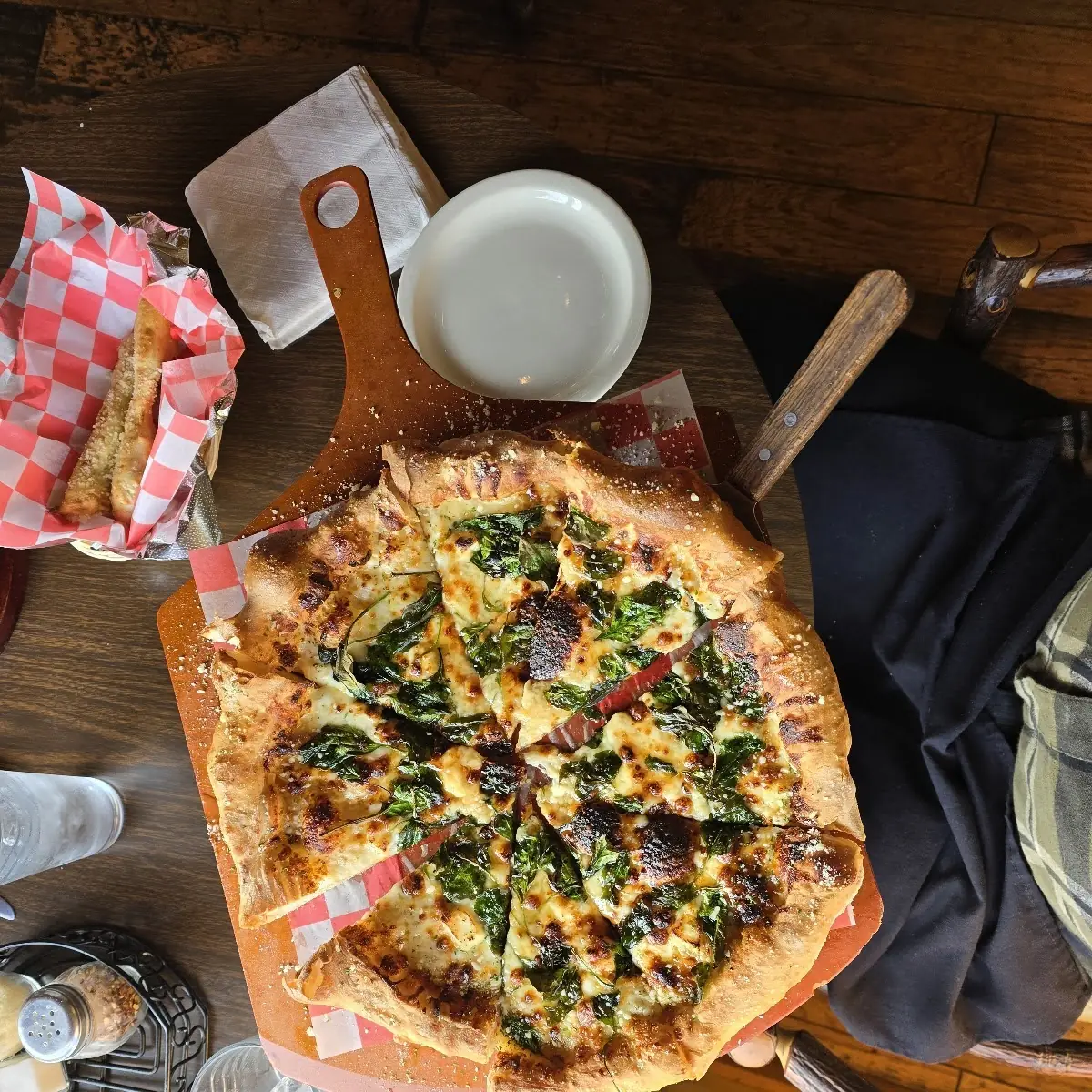 Goat Cheese and Honey Pizza