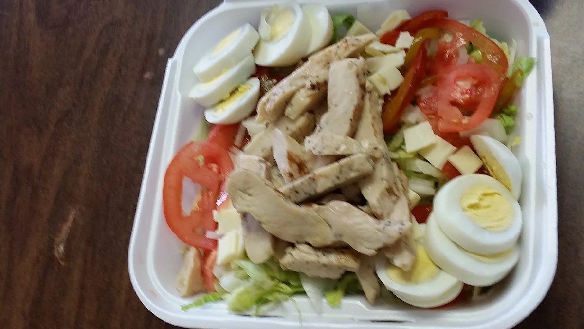 World Famous Grilled Chicken Salad
