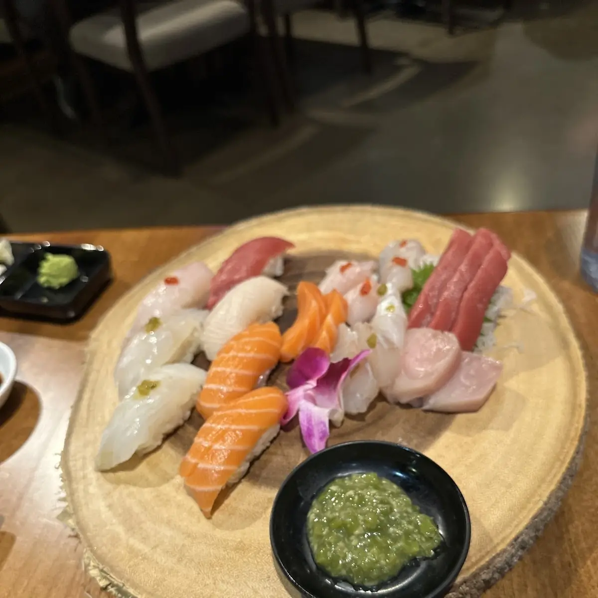 Sushi & Sashimi Combo