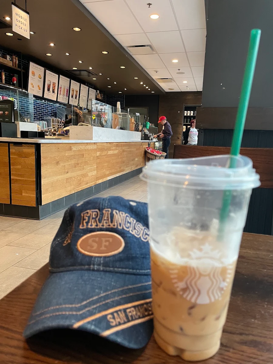 Iced Caffe Latte