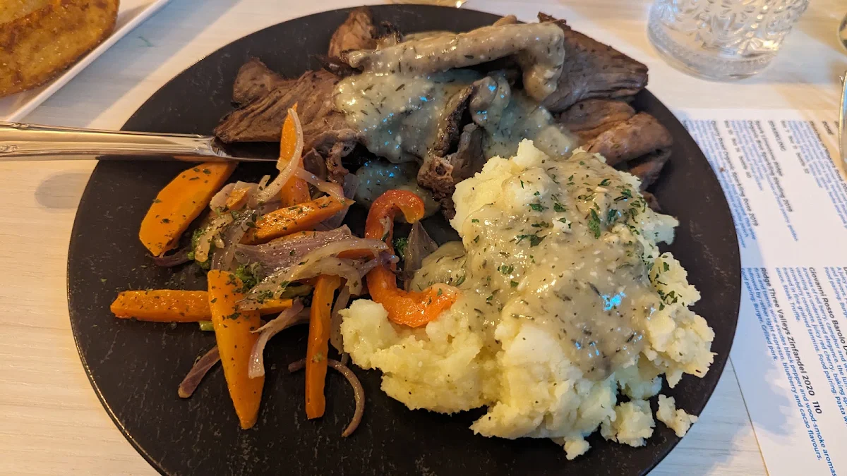 Highlights, The Globe Restaurant