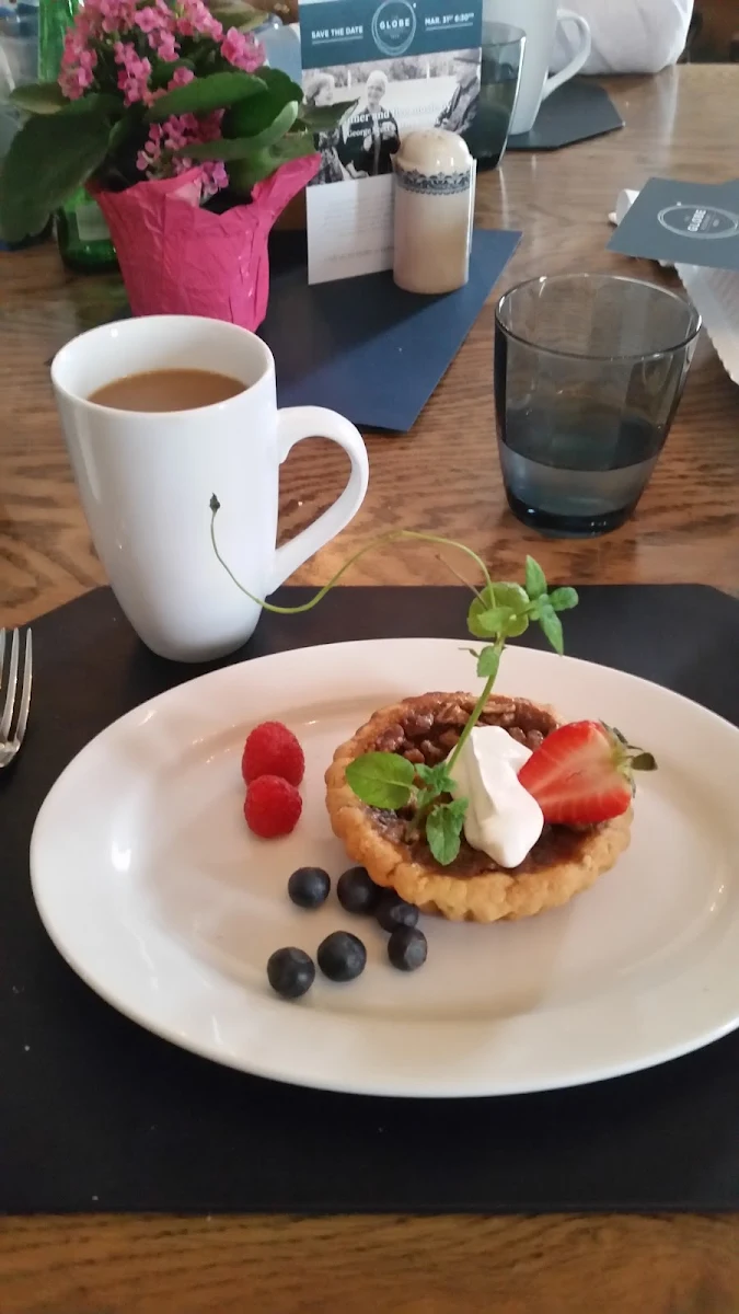 Maple Pecan Tart, The Globe Restaurant