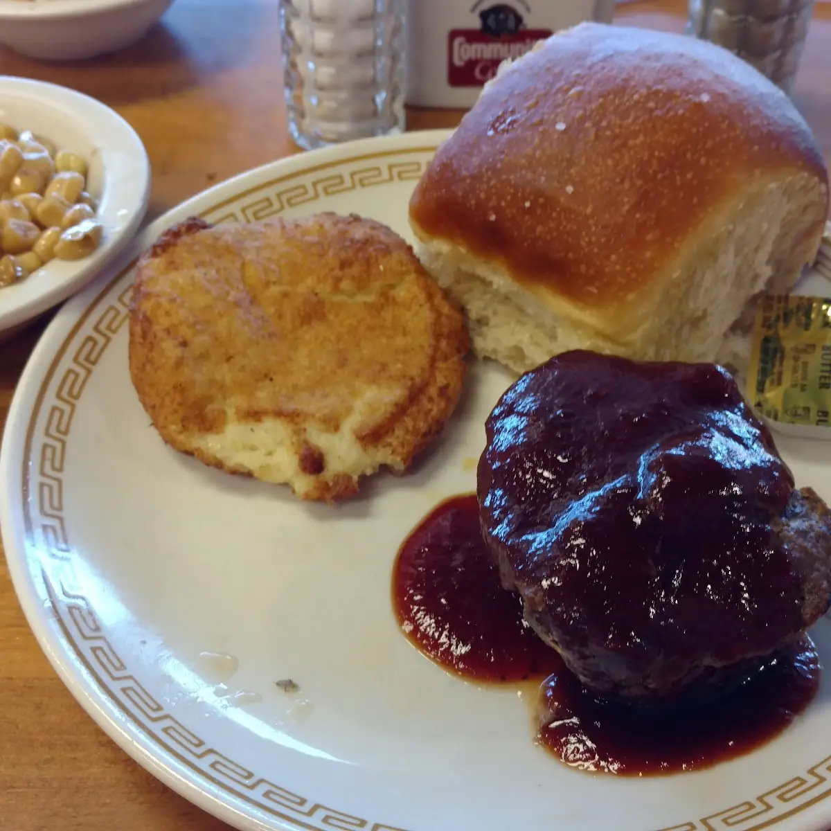 Hamburger Steak Mashed Potatoes and Green Beans
