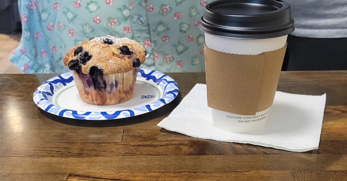 Blueberry Muffin with Latte
