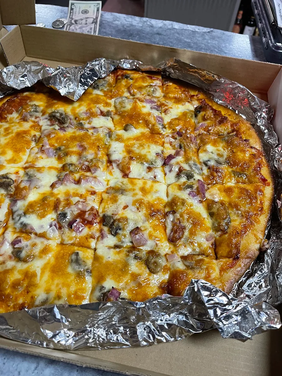 Pepperoni Onion & Mushroom Pizza