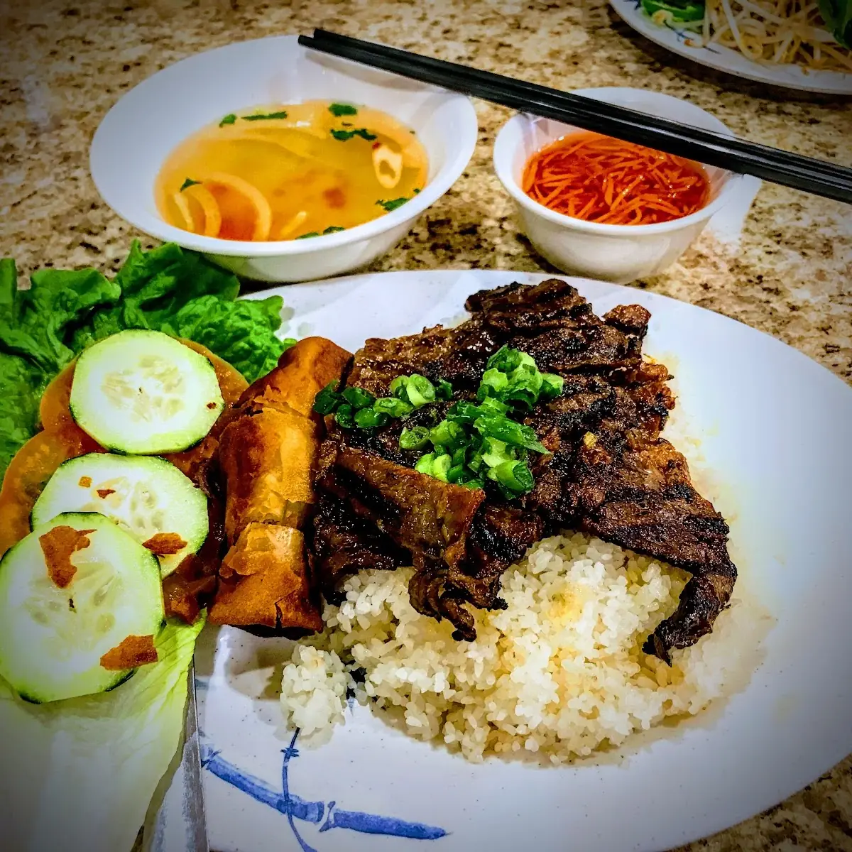 Com Tom Nuong Rau Cai