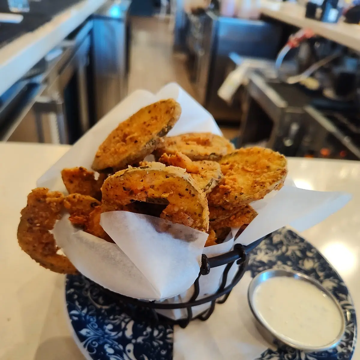 Fried Pickles with Buttermilk Ranch Dipping Sauce