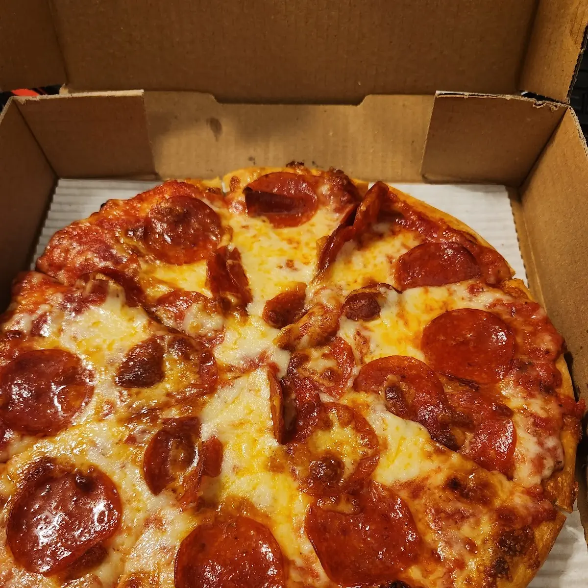 Pepperoni Pizza Extra Cheese Pizza