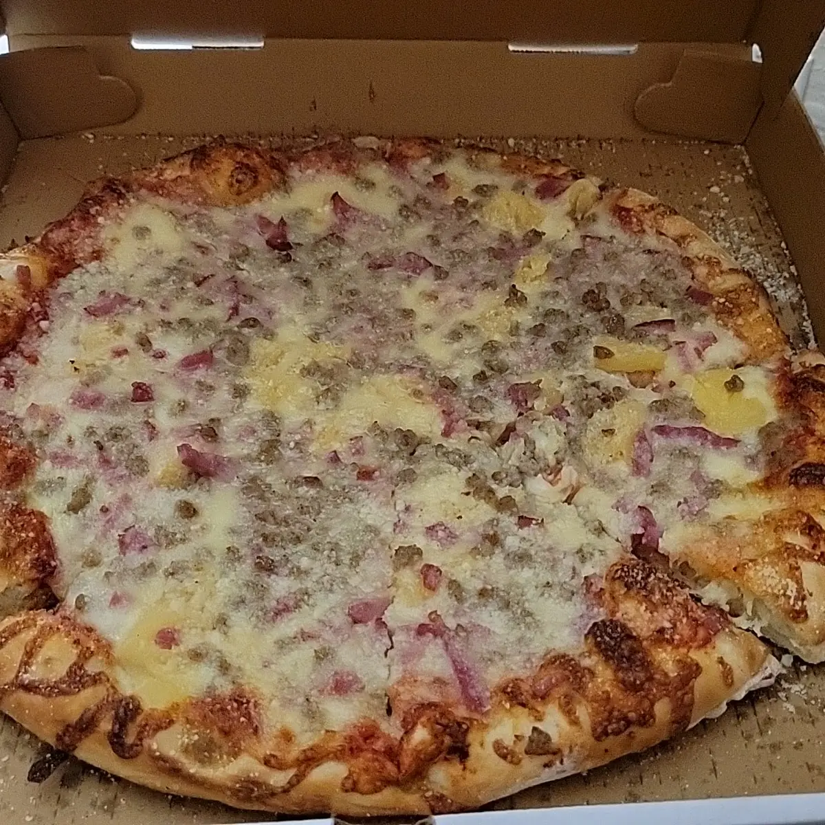 Hawaiian Pizza