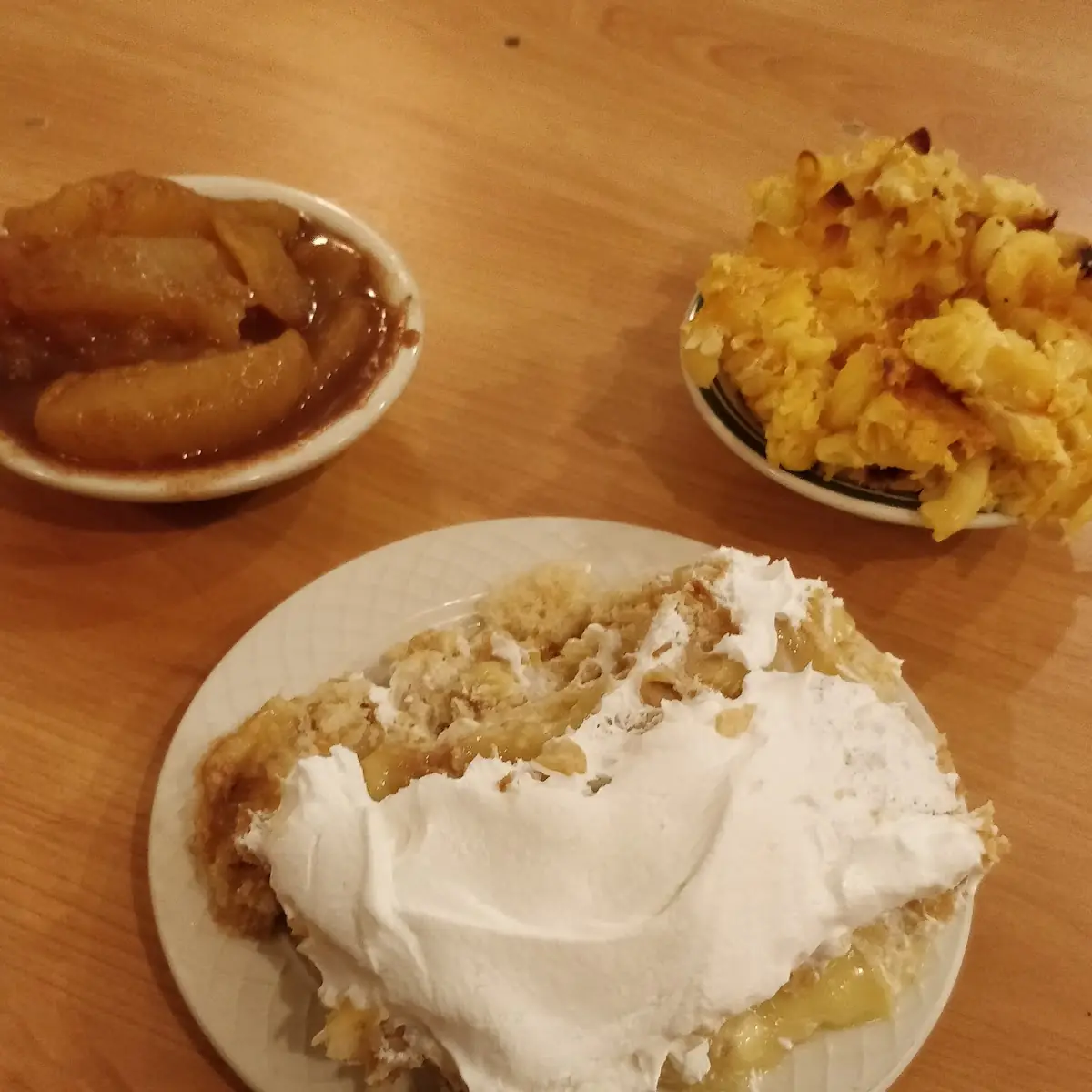 Fried Apples Banana Pudding Mac 'N' Cheese