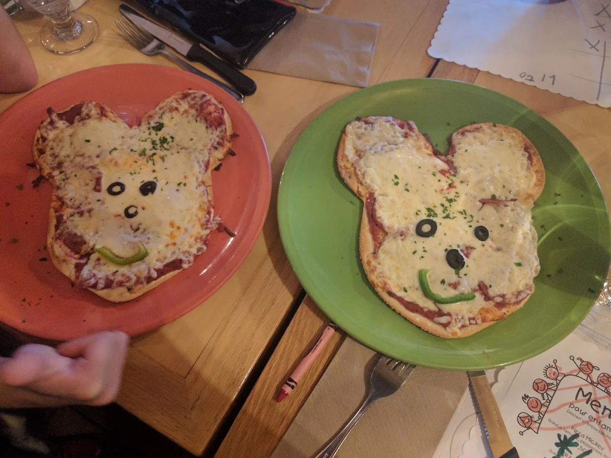 Pizza Mickey