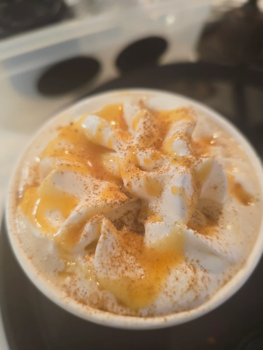 Cinnamon Roll Caffe Latte