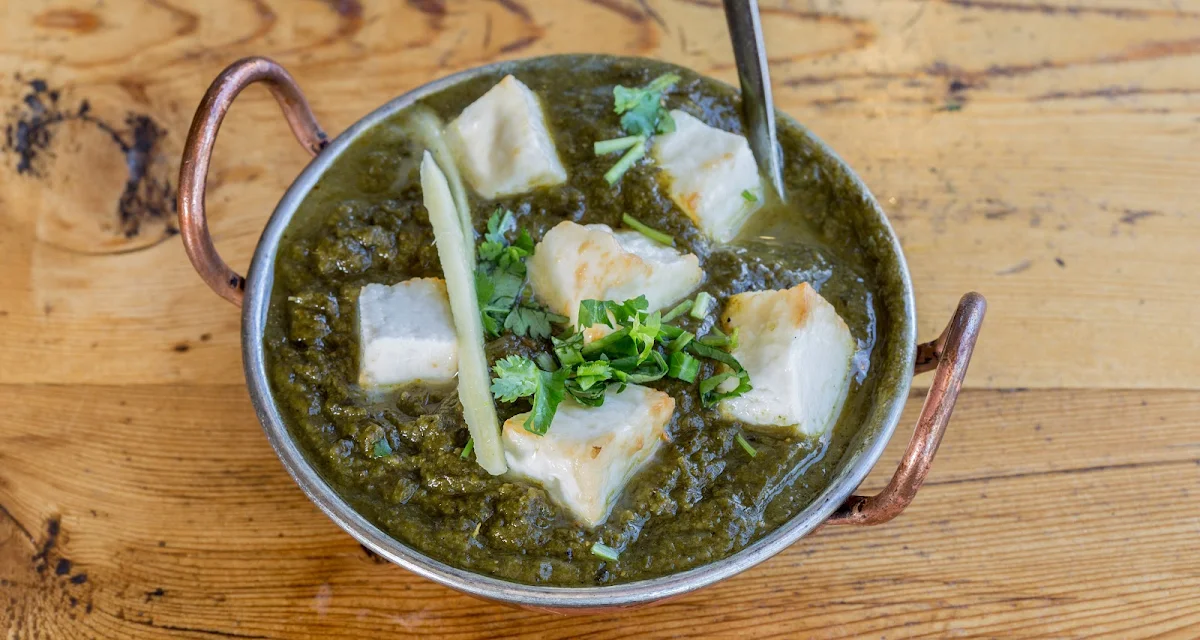 Saag Paneer, Curry Twist
