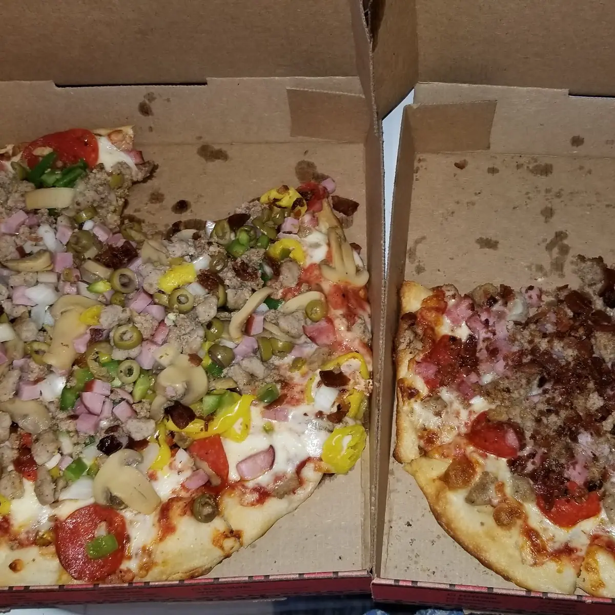 Supreme w Banana Peppers and a Meat Lovers