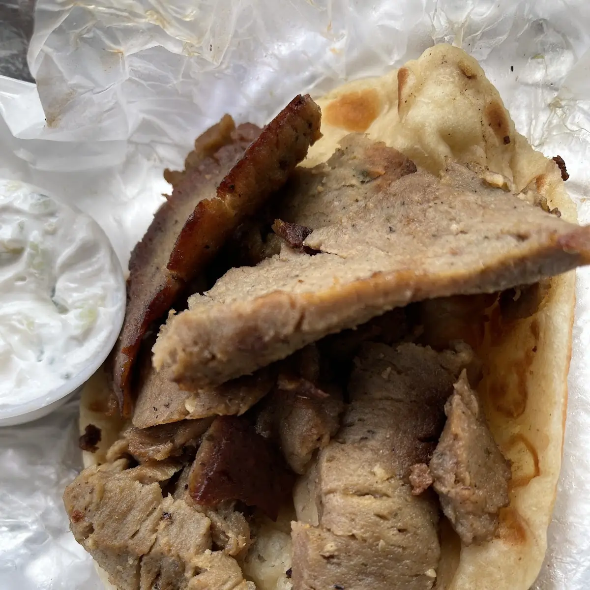 Gyro-Cheeseburger