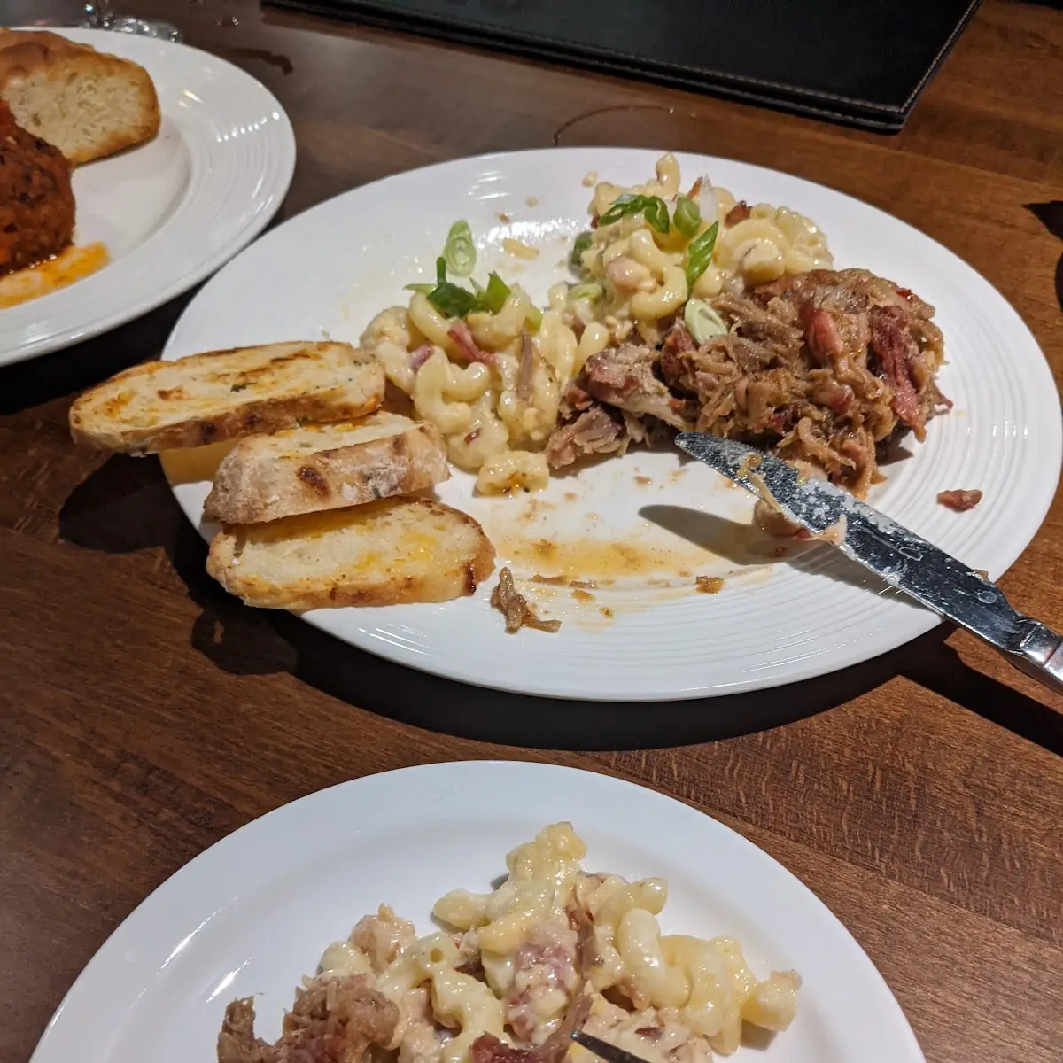 Pulled Pork with Mac and Cheese