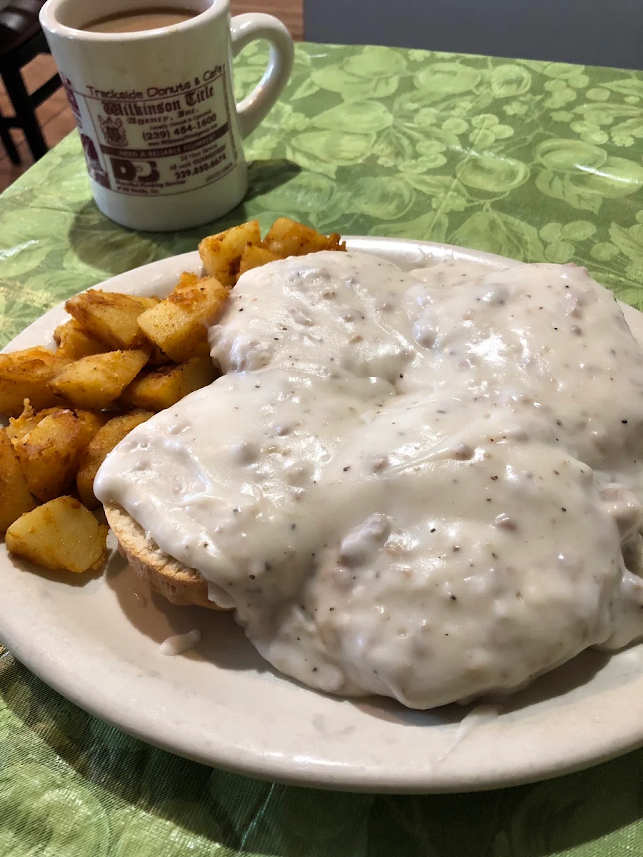 Backstretch Biscuits & Gravy