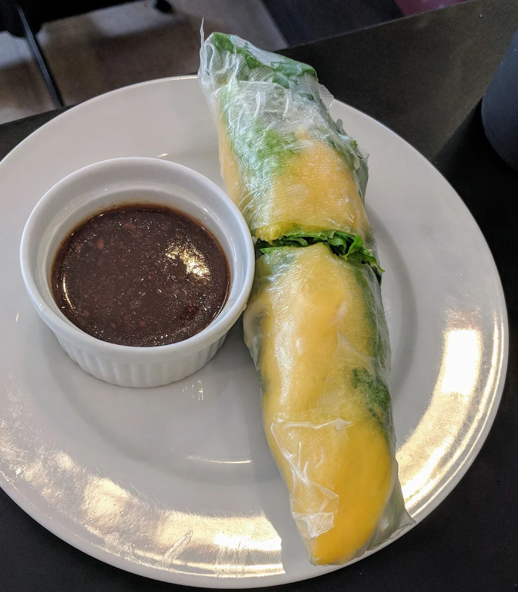 Mango Basil Roll