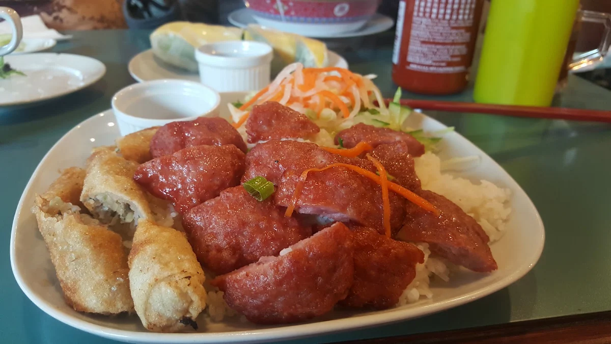 Spring Roll and Meat Patty