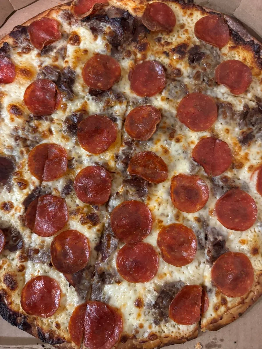 Cheezi Peperoni Pizza Margherita