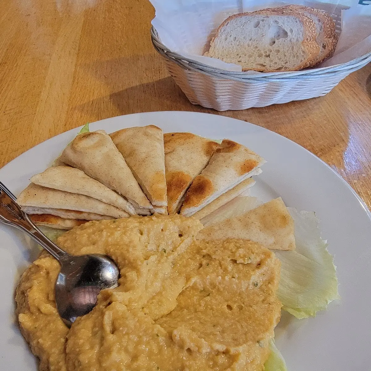 Hummus