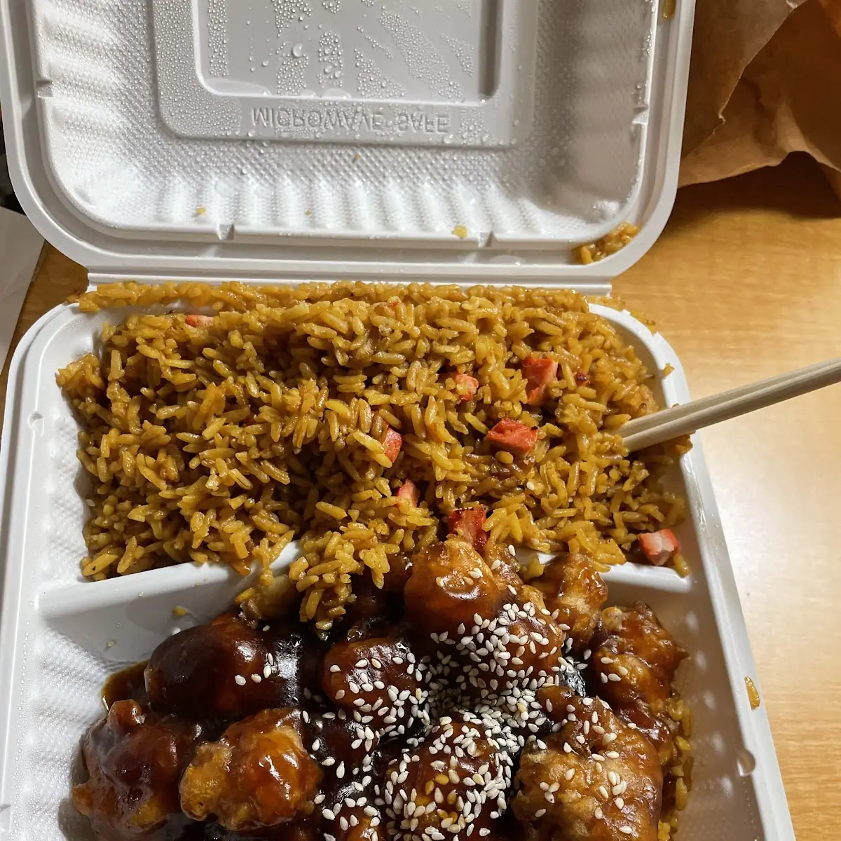 General TSO’S Chicken Combo Platter
