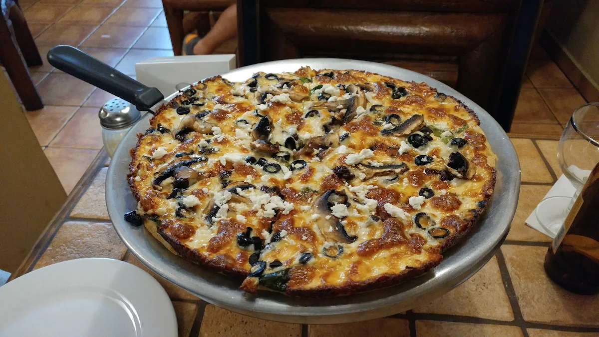 Mediterranean Pizza