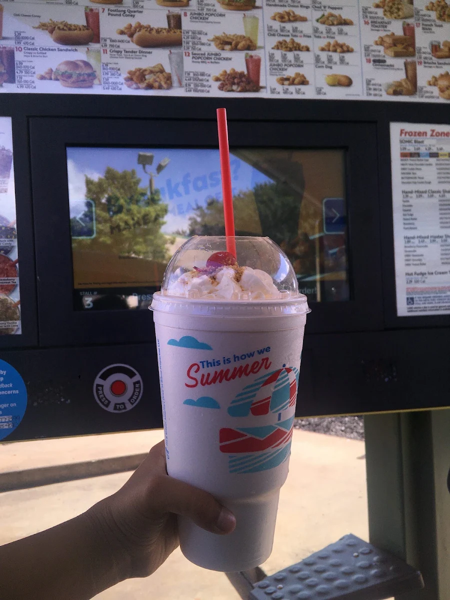 Strawberry Cheesecake Master Shake