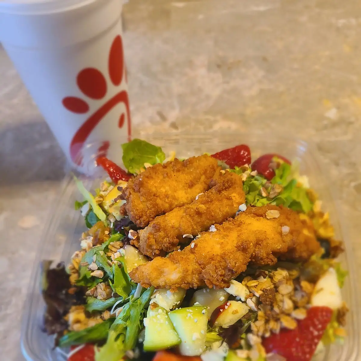 Market Salad with Chicken Strips