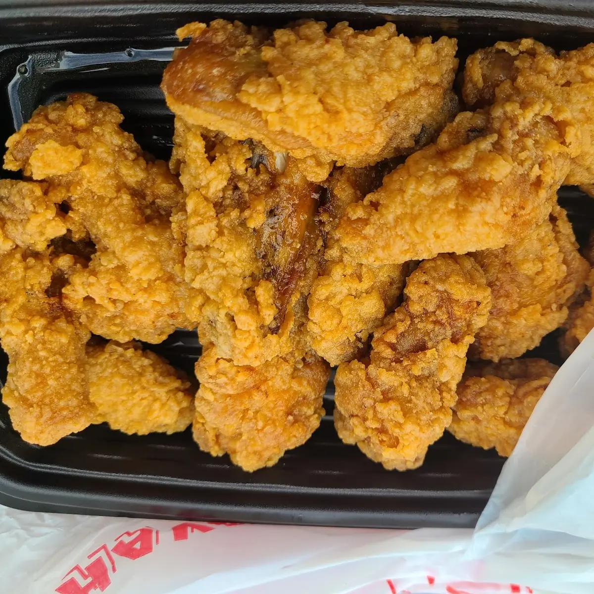 Supposed to Be 10 Extra Crispy Chicken Wings It Is Not