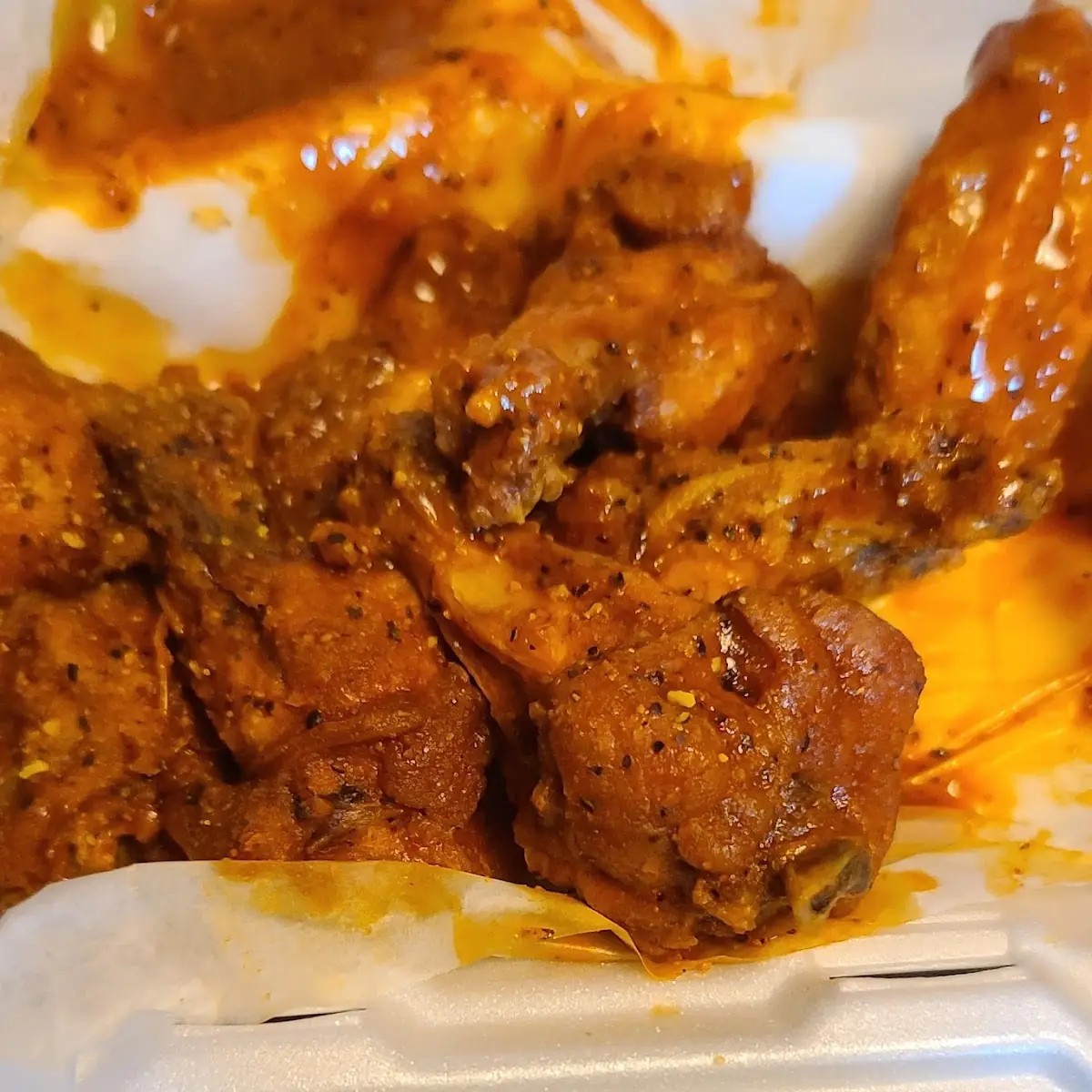 Hot Wings with Lemon Pepper Sprinkles