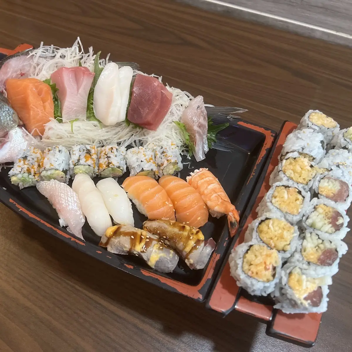 Sushi Deluxe