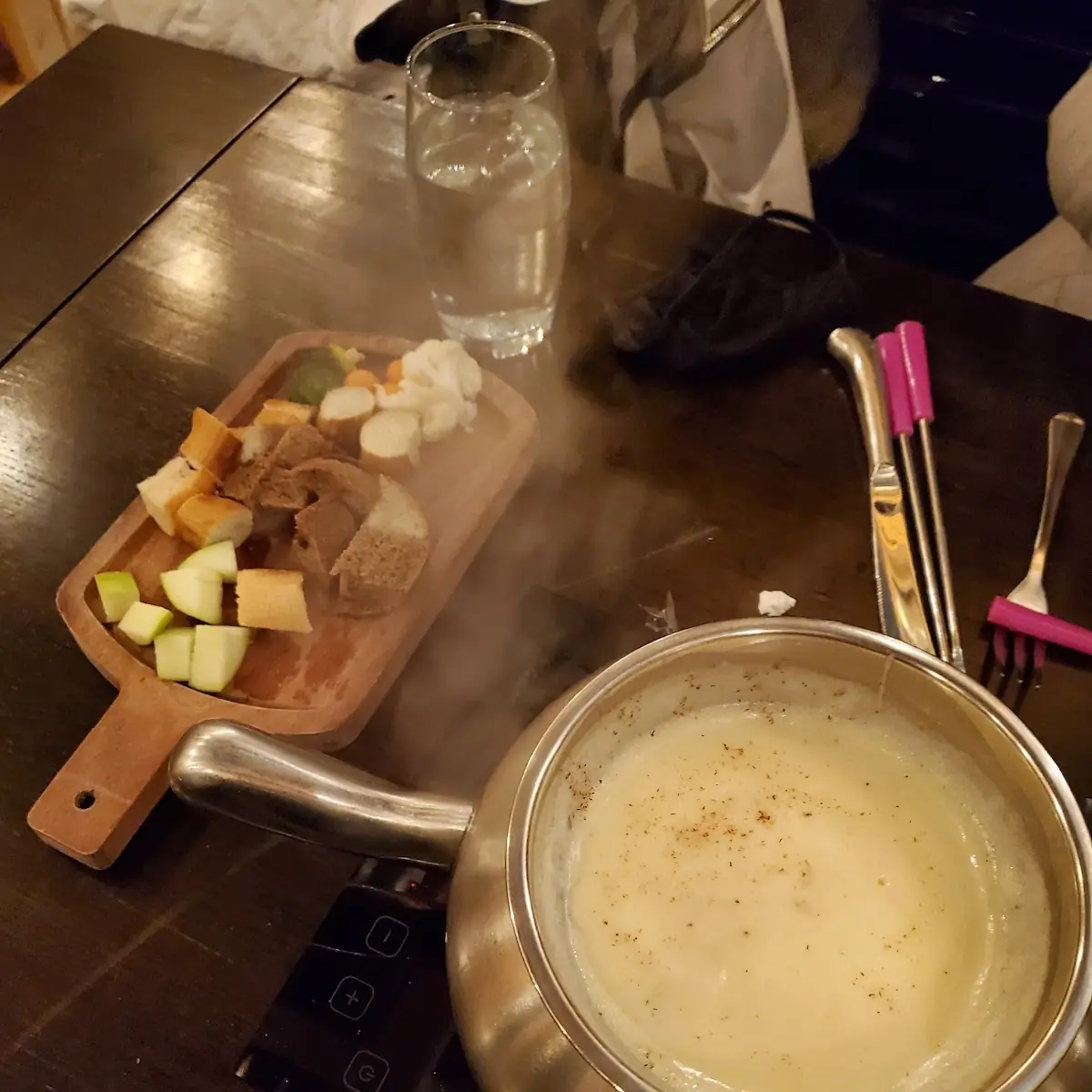 Wisconsin Cheddar Fondue