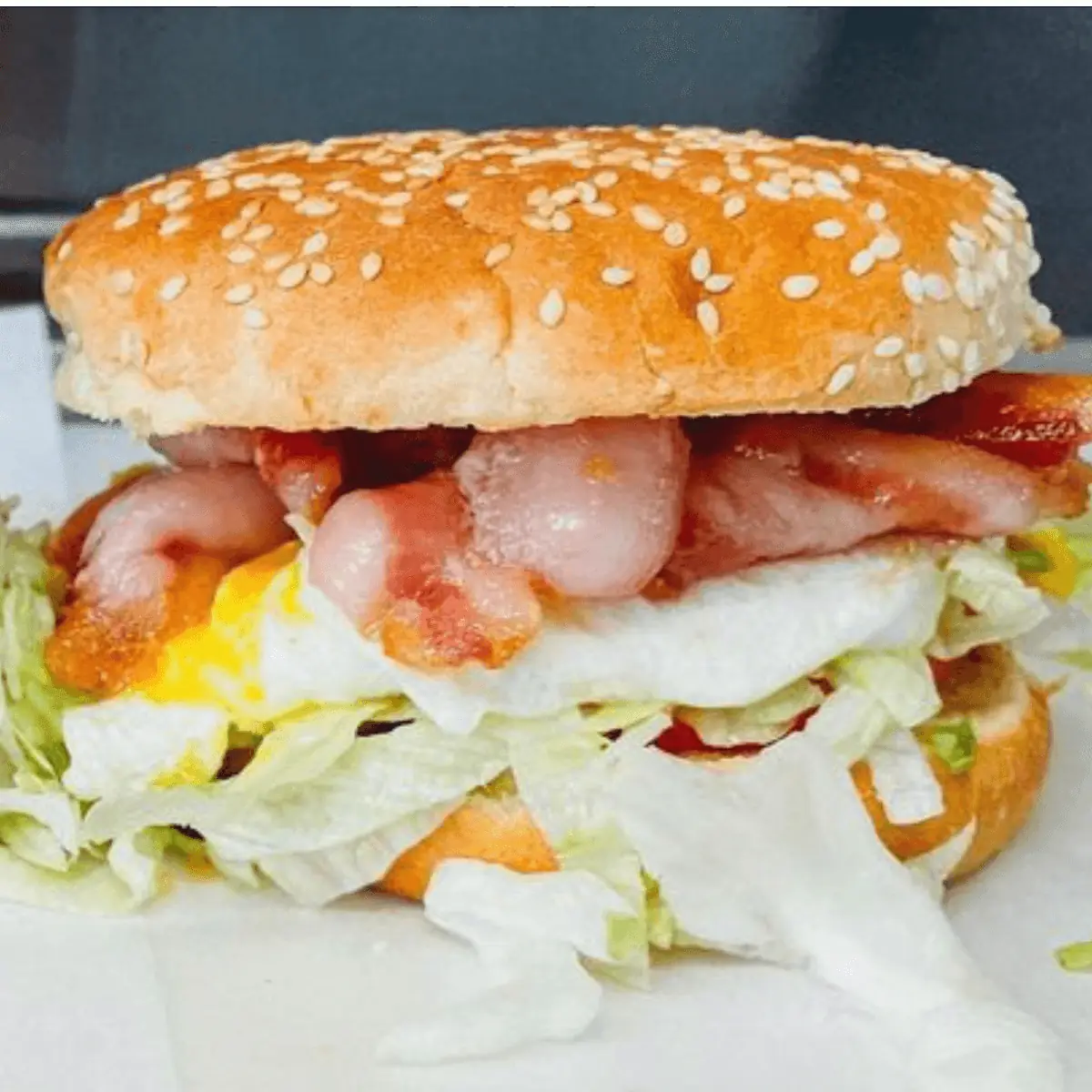 Bacon & Egg Roll