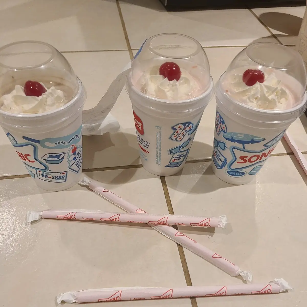 Strawberry and Chocolate Milkshakes