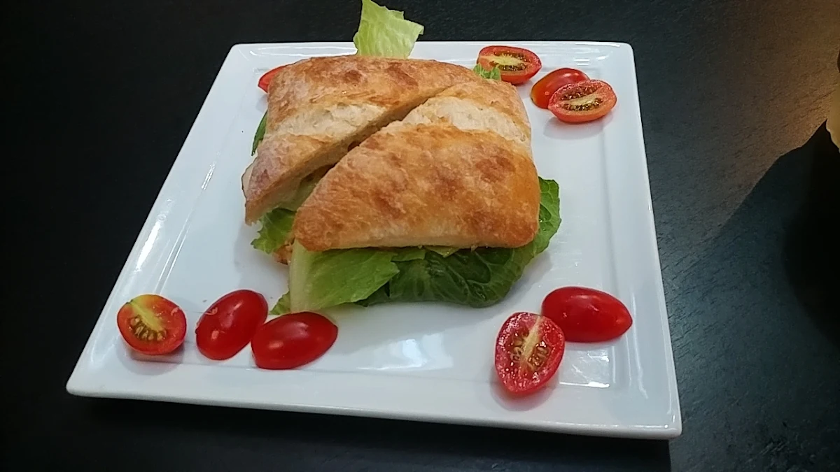 Caprese Sandwich