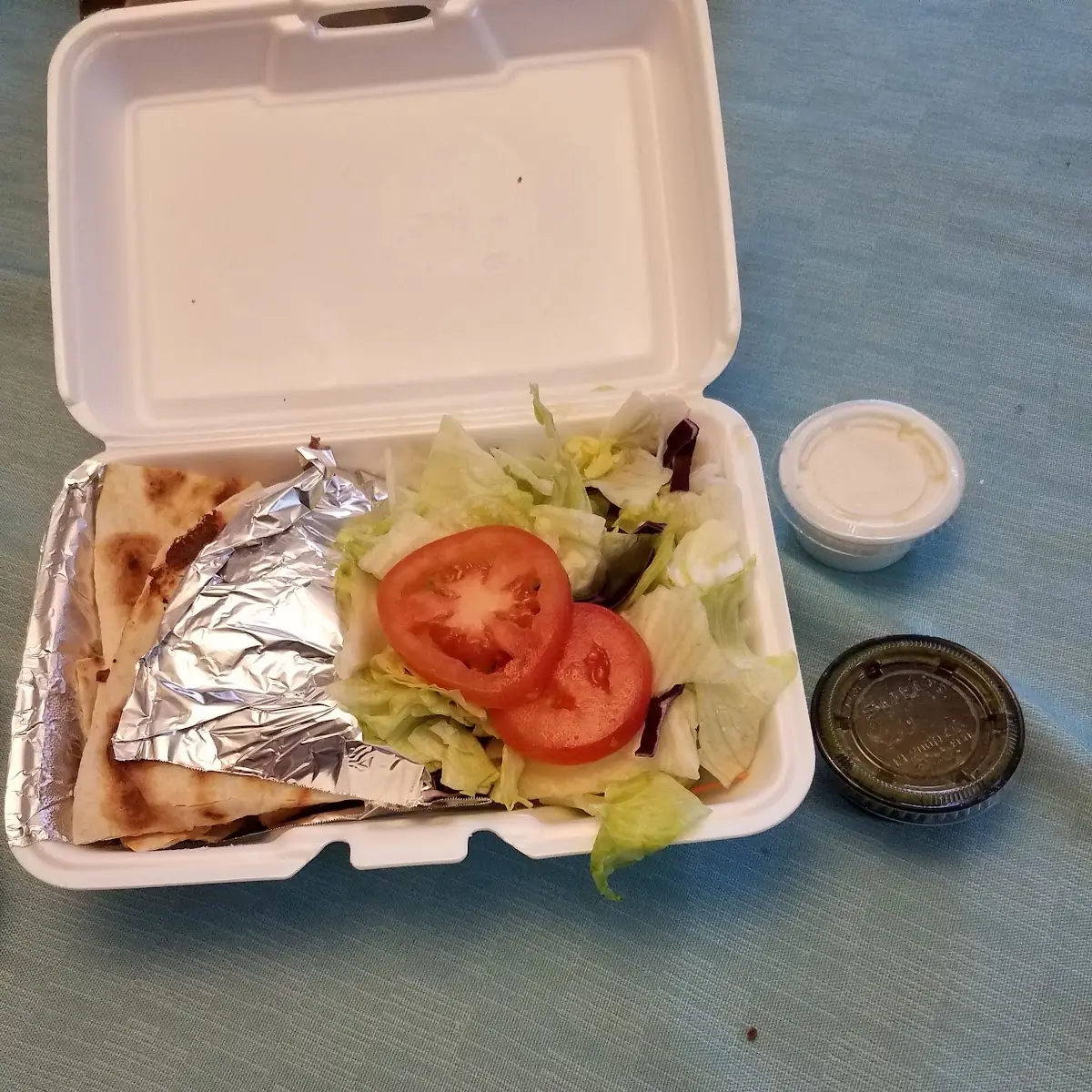 Special Gyro Platter Can Soda