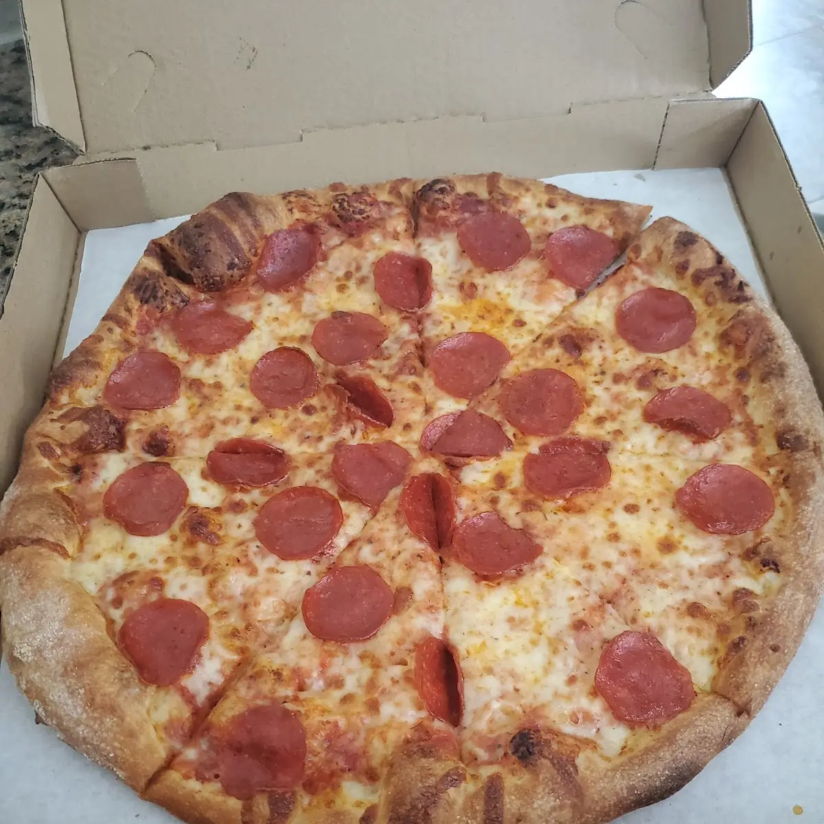 Thin Crust Pepperoni Pizza