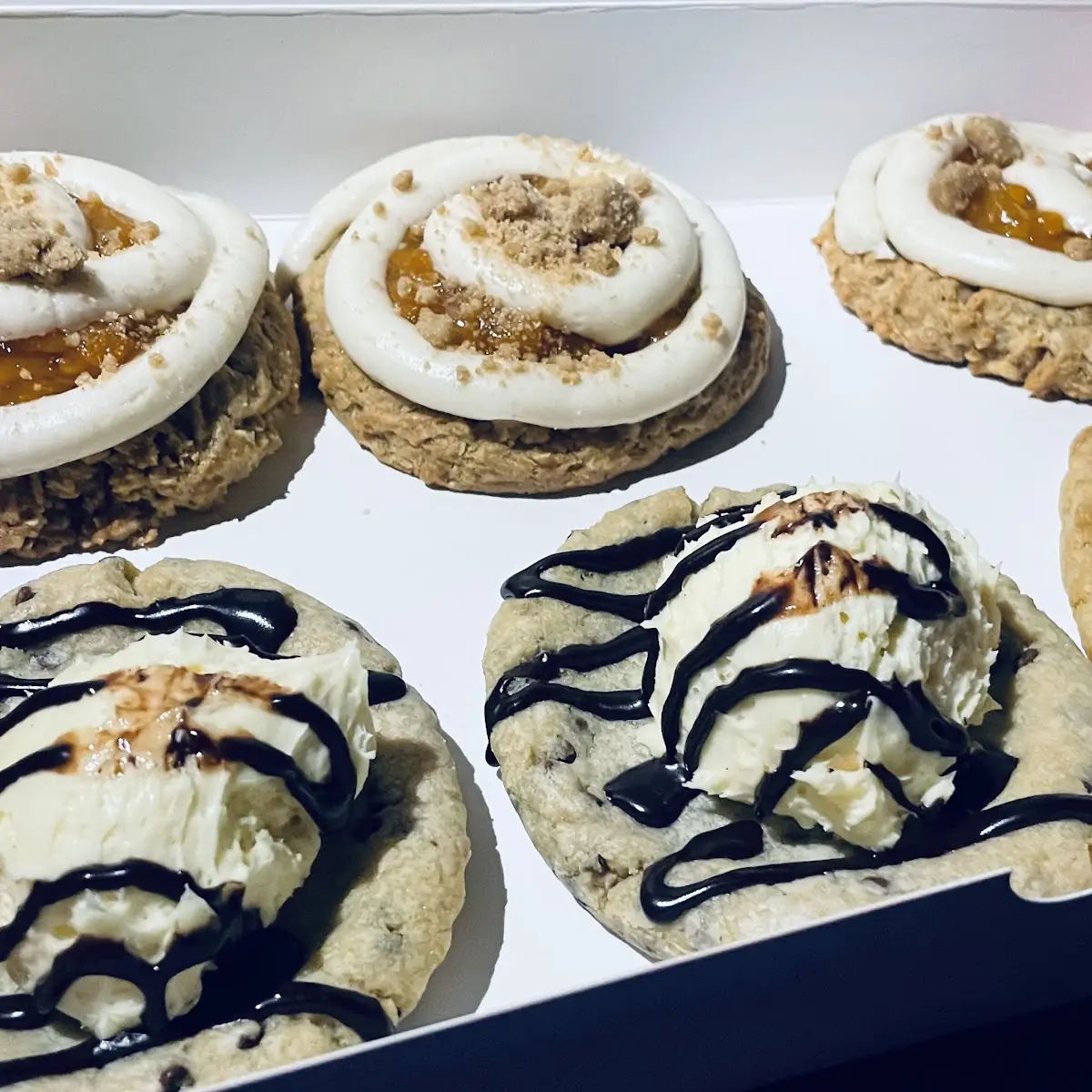 Peach Pie Mudslide and Chocolate Chip Cookie