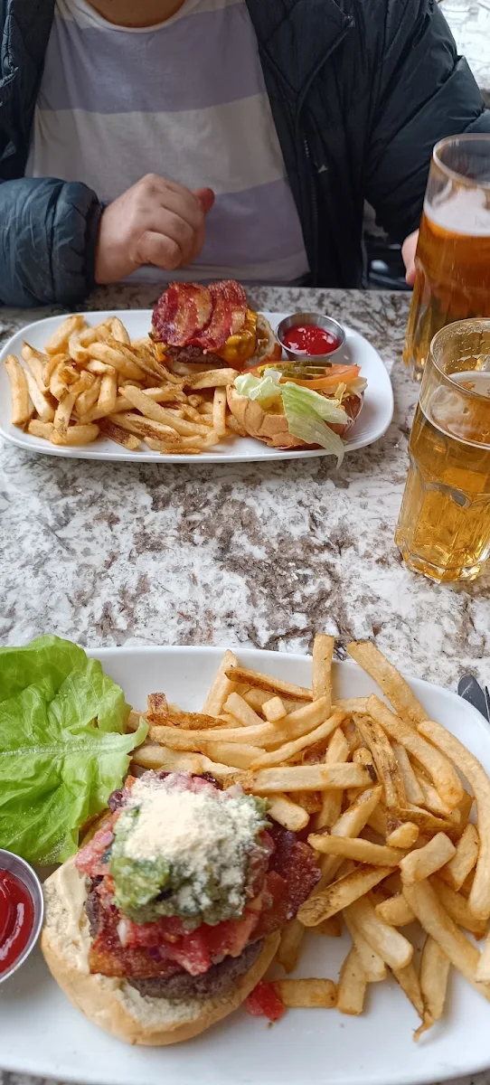 Bin 4 House Salad