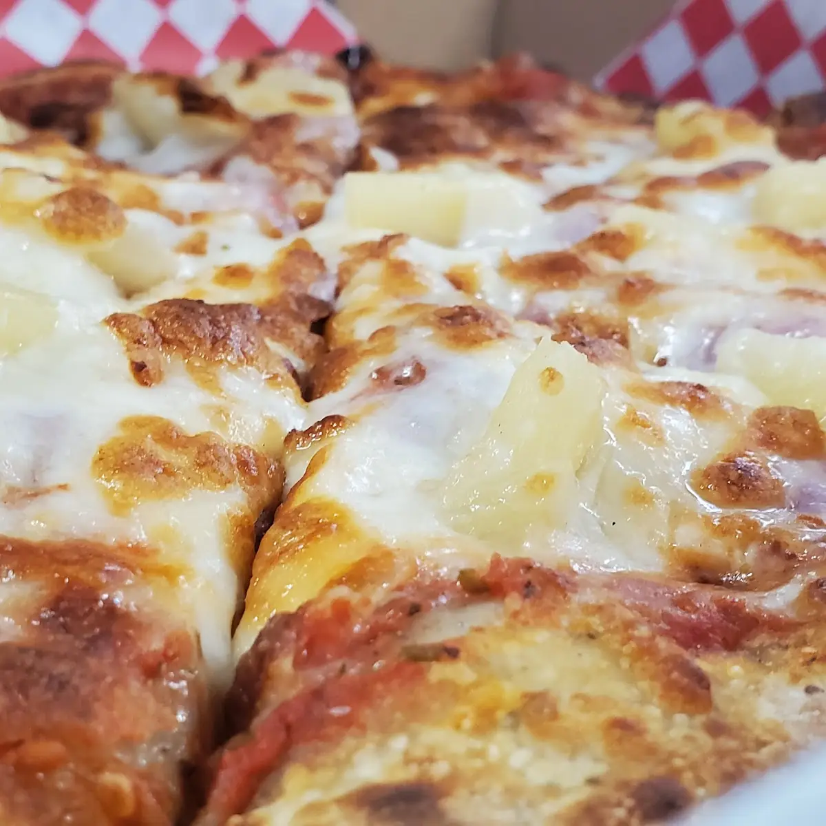 Hawaiian Pizza