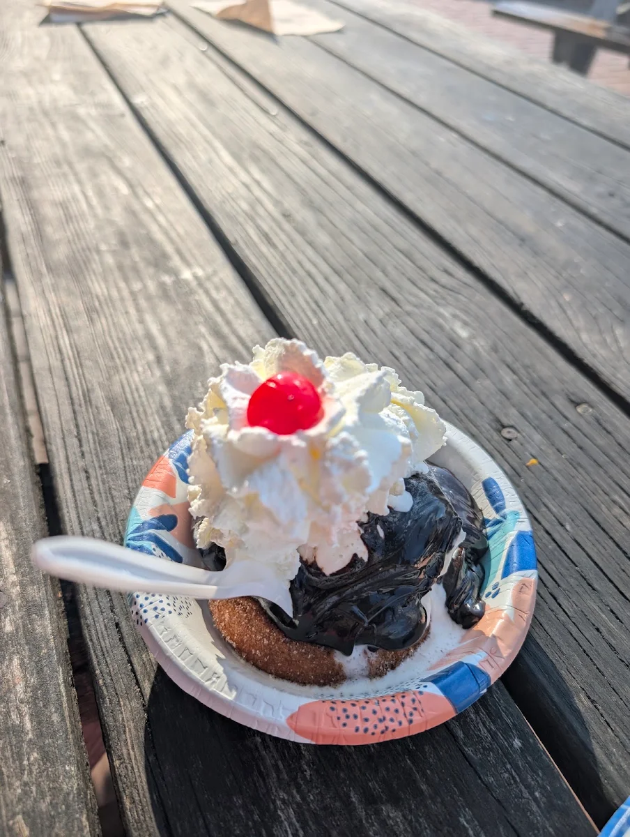 Brownie Sundae