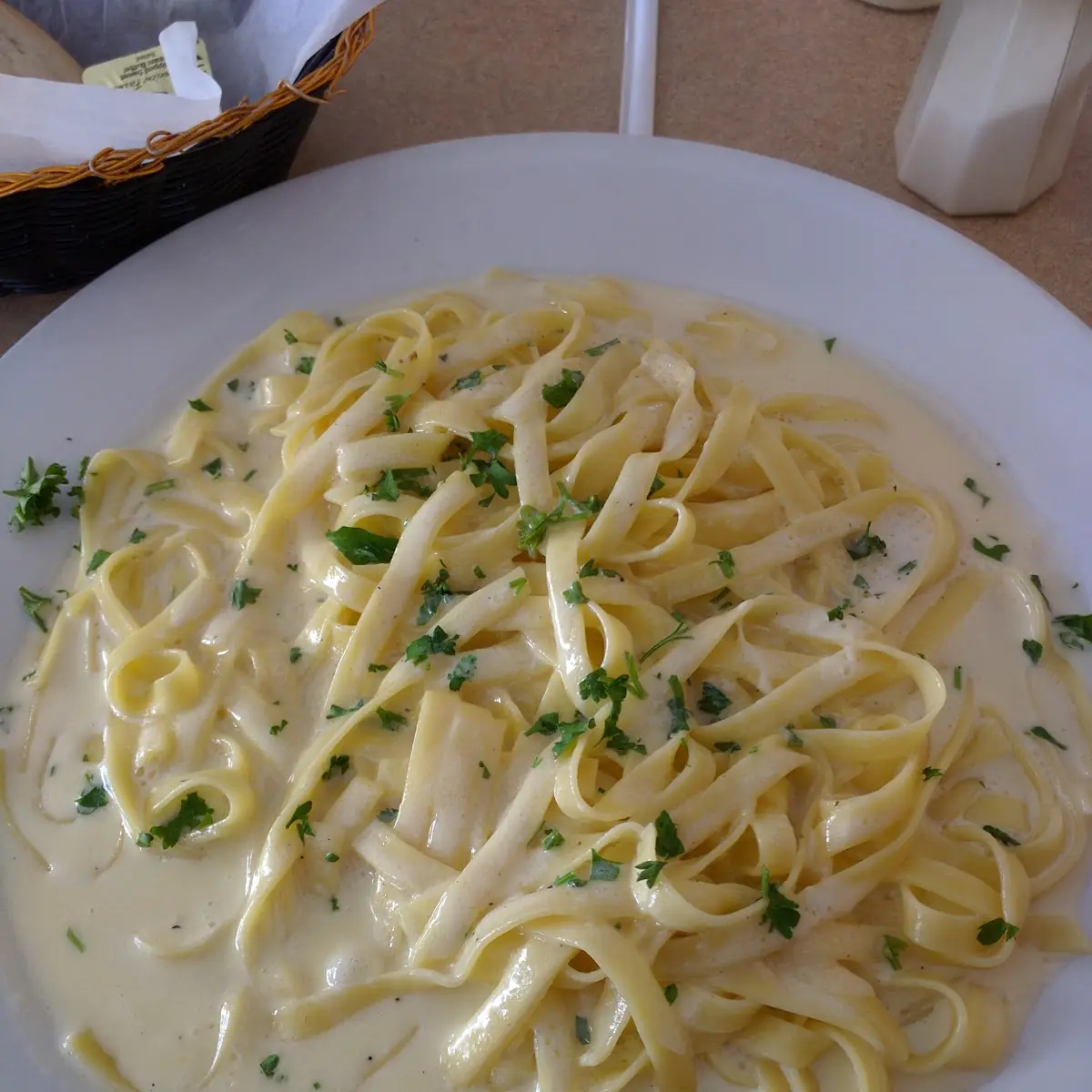 Fettuccine Alfredo with Chicken