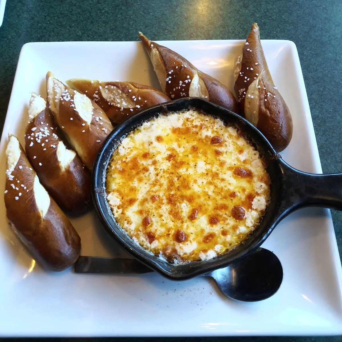 Pretzel Bites
